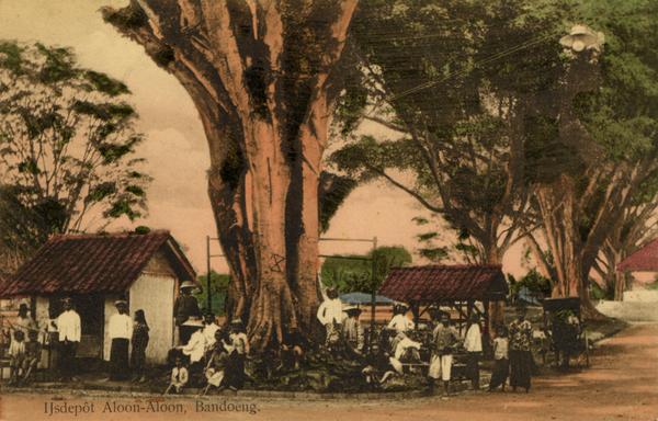 Alun-alun di Priangan pada Awal Abad 20 dalam Jepretan Foto